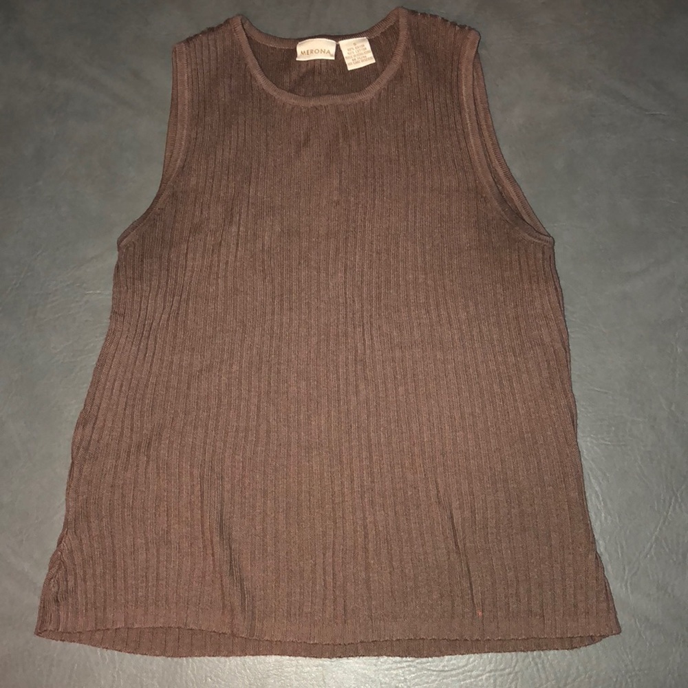 Brown tank